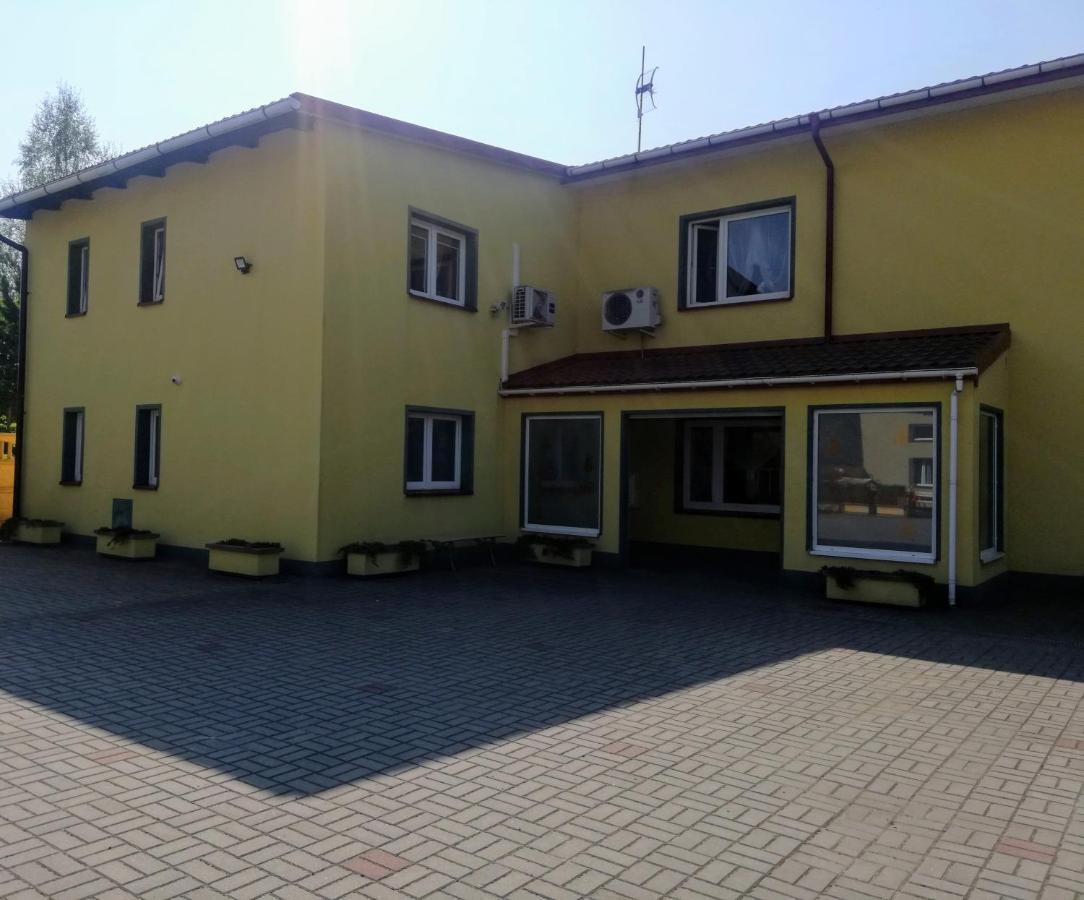 Noclegi I Restauracja Gracja Bełchatów 外观 照片